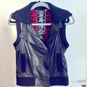 Vintage L.A.M.B vest from Fall 2007. Size Small.